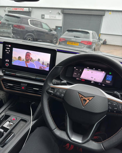 Youtube e Netflix AI-Box per Cupra