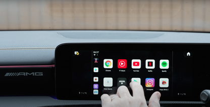 Caja de IA de YouTube y Netflix para Mercedes
